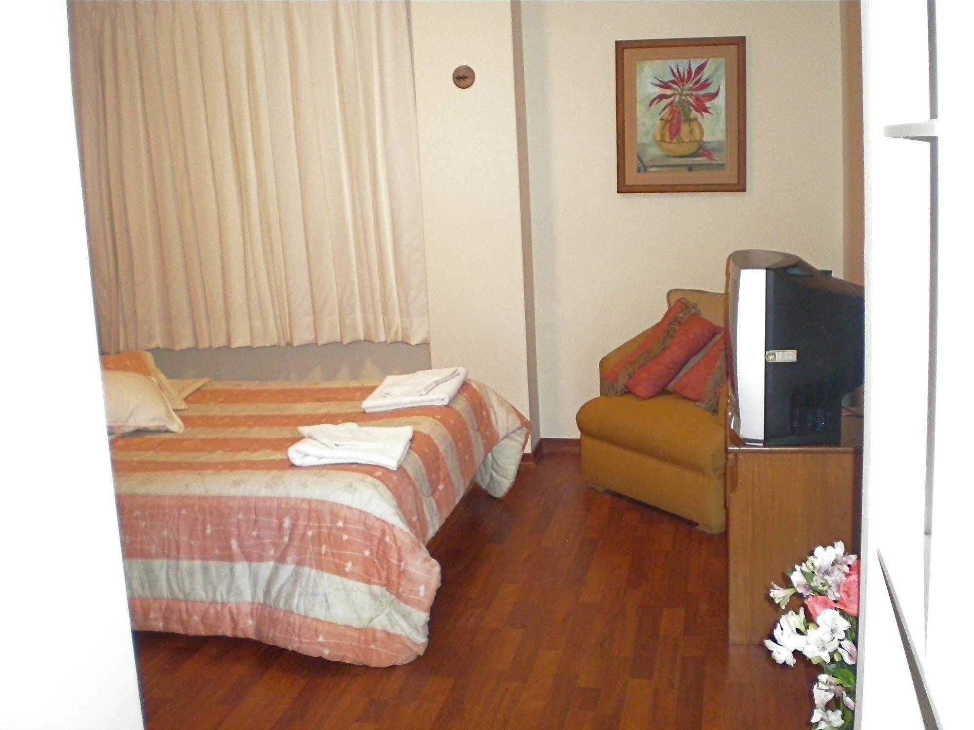 Filatelia Suites & Travel 基多 外观 照片